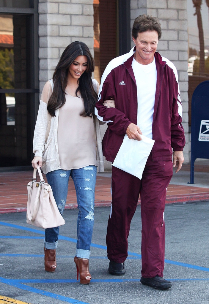 Kim-Kardashian-and-Bruce-Jenner-2-703x1024