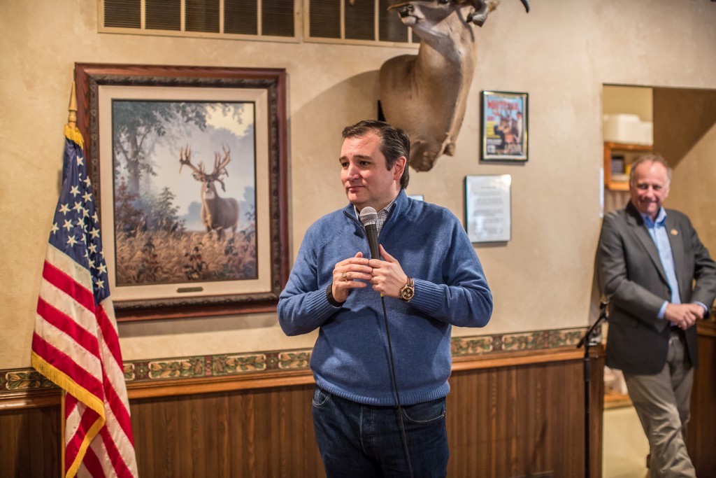 GOP Presidential Candidate Ted Cruz Campaigns In Iowa