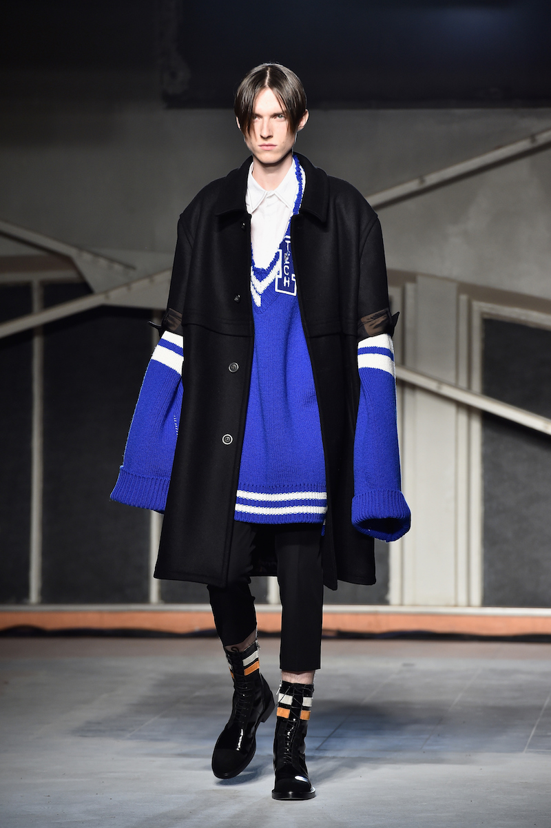 Raf Simons : Runway - Paris Fashion Week - Menswear F/W 2016-2017