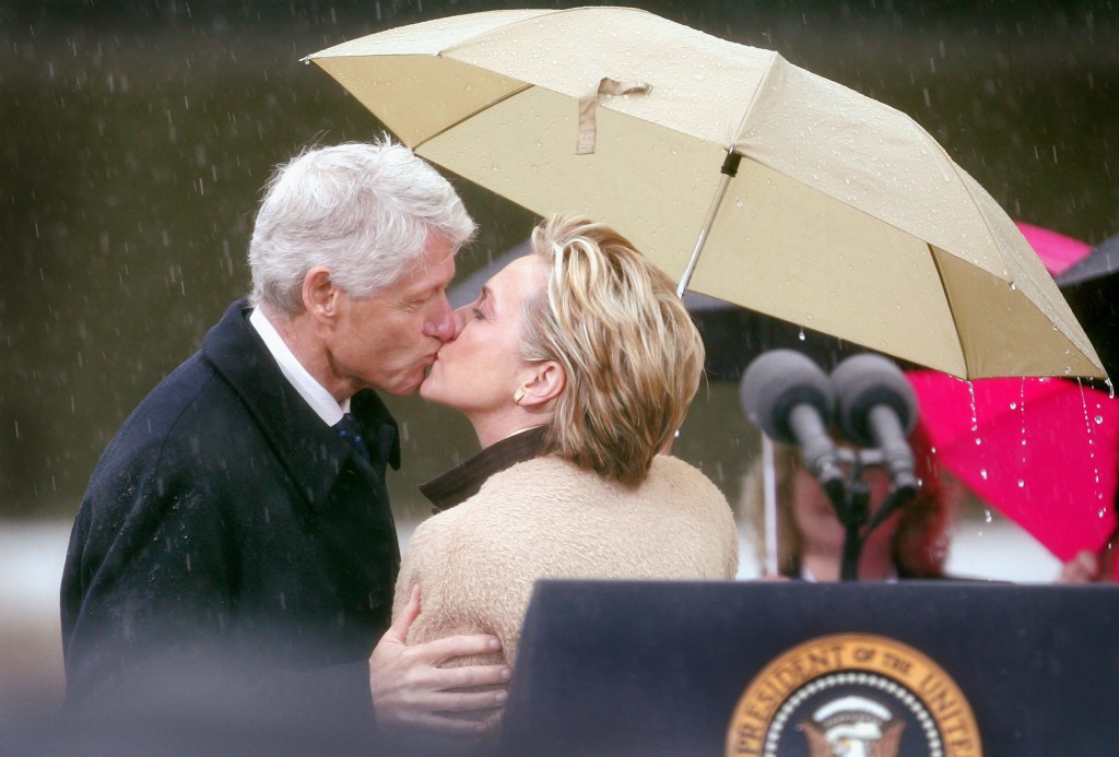 Clinton Presidential Library Opens