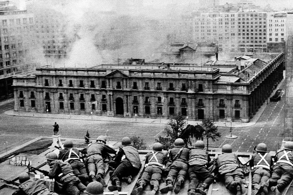 Chilean Army troops positioned on a roof